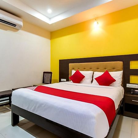Oyo Flagship 9115 Hotel Udayee International Tirupati Ngoại thất bức ảnh