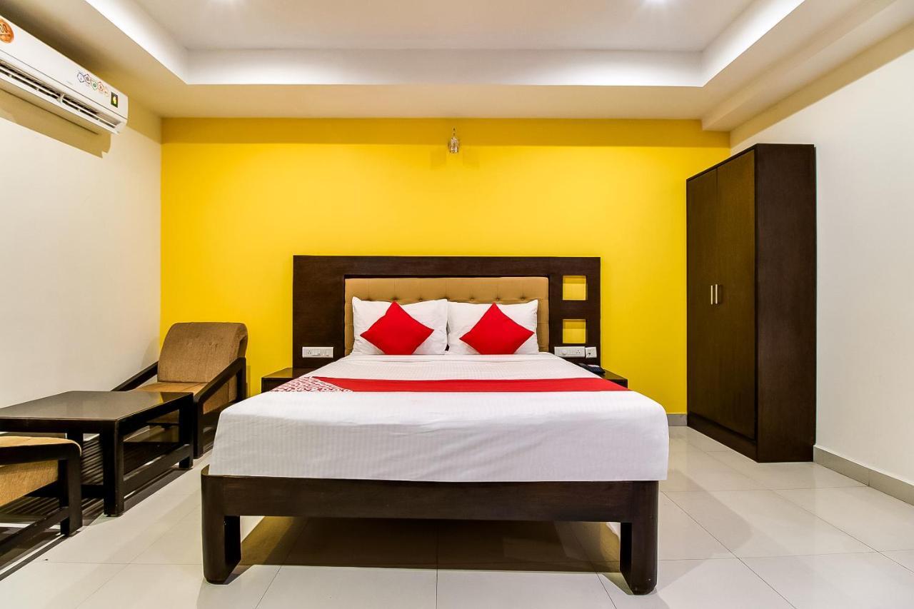 Oyo Flagship 9115 Hotel Udayee International Tirupati Ngoại thất bức ảnh