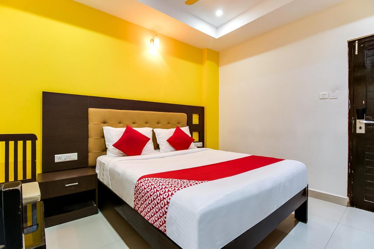 Oyo Flagship 9115 Hotel Udayee International Tirupati Ngoại thất bức ảnh